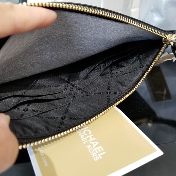 Michael Kors Jet Set Large Zip Clutch BLACK - Picture 4 of 5